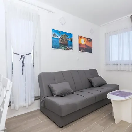 Jasna מאקרסקה