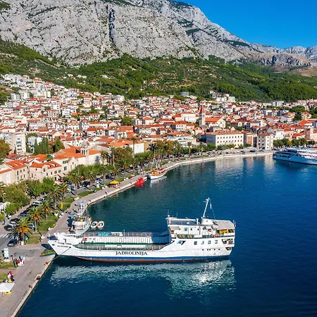 Jasna מאקרסקה